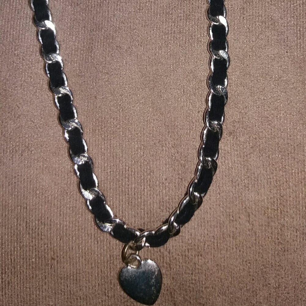 Metal heart necklace