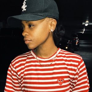 Meet your Posher, Desiree