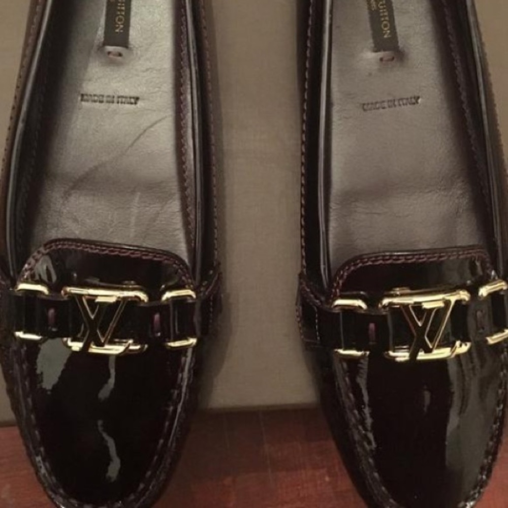 New !LV authentic loafers brand new never worn