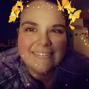 Meet your Posher, Anika