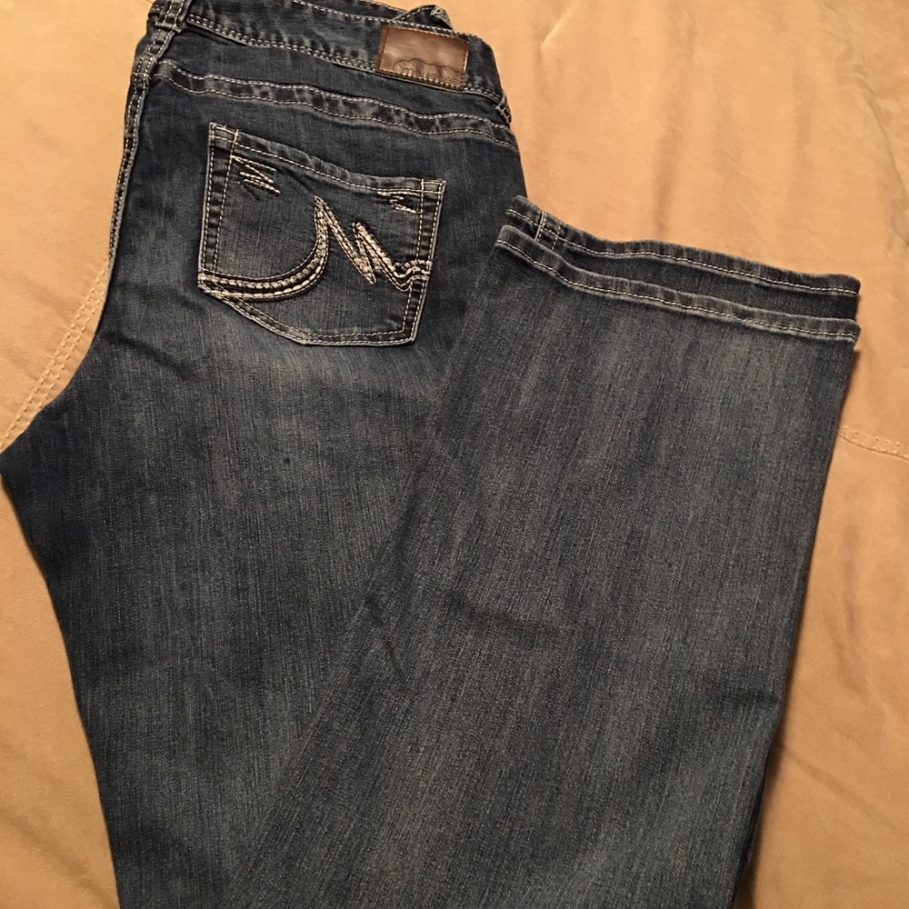 Maurice's jeans only worn a couple of times.