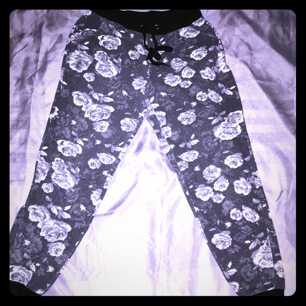 Flower design joggers