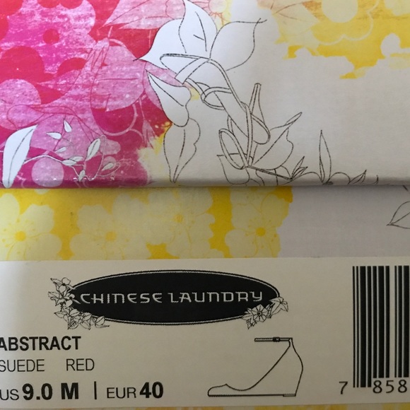 [BUNDLE UP🎉🎉] Chinese laundry suede wedges - Picture 8 of 8