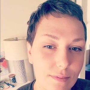 Meet your Posher, Saranda