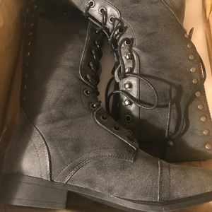 NEW Steve Madden Combat boots