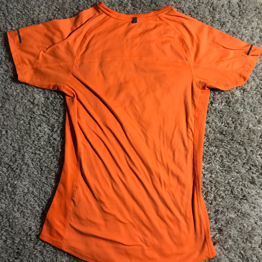 Nike women's dry fit shirt, small - Picture 2 of 3