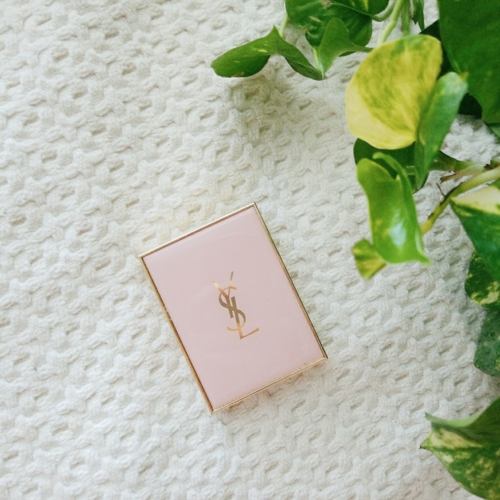 YSL touche eclat blur perfector