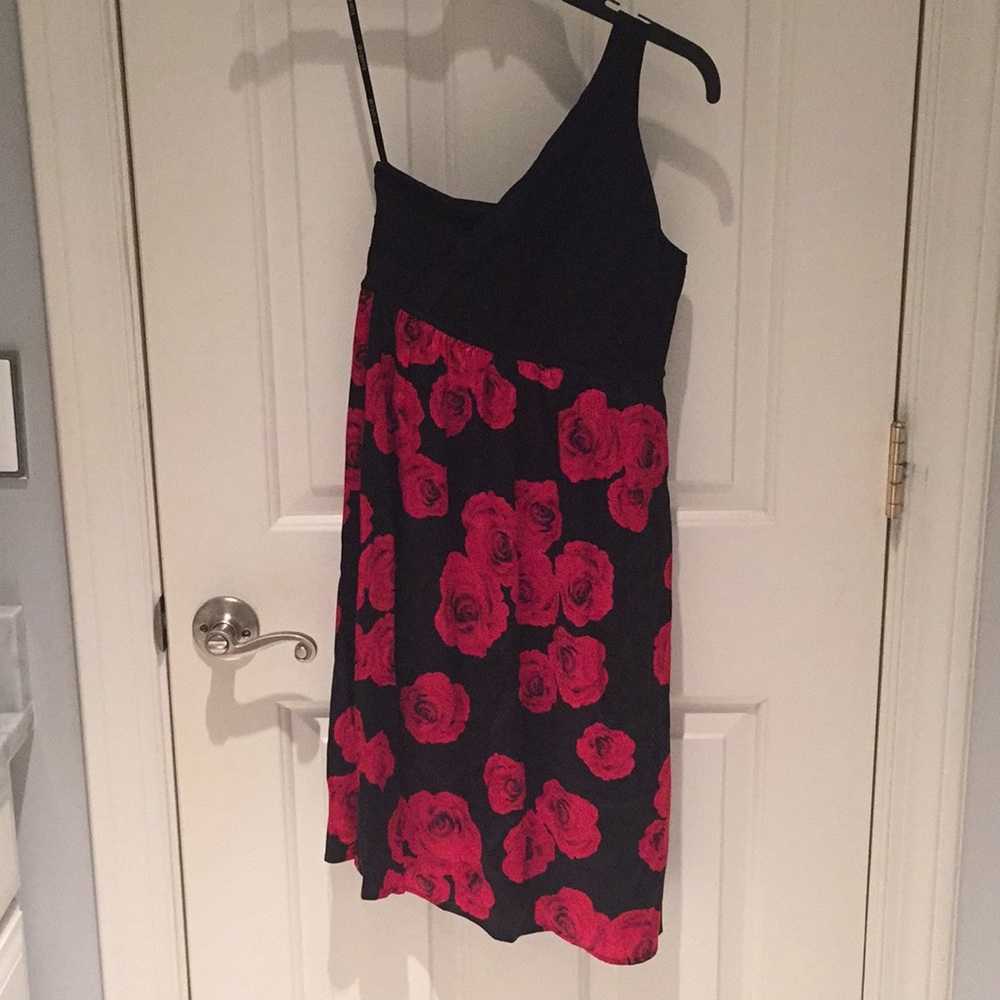 🌹Bebe One Shoulder Rose Cocktail Dress🌹