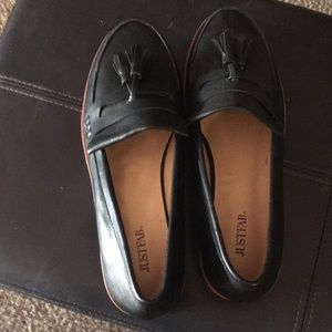 Women's size 11 dress shoes