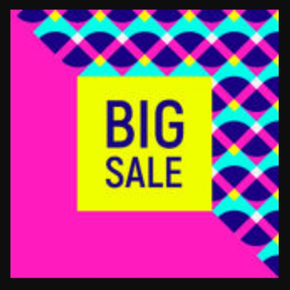 BiG FLASH SALE. PRICES DROP IN WHOLE CLOSET!