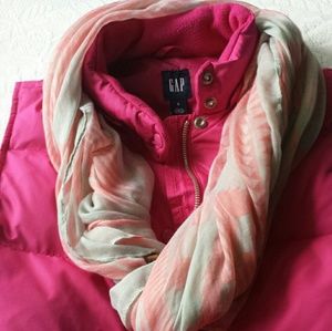GAP  vest