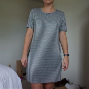H&M black and grey t-shirt dress