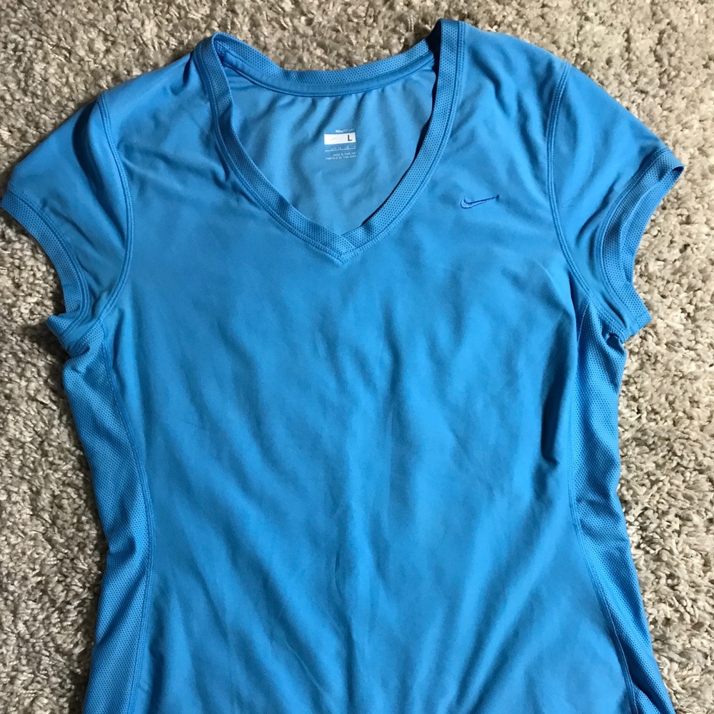 Nike women's workout shirt, large