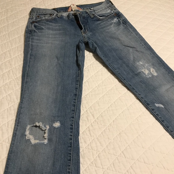 Gorgeous distressed jeans 👖 box 1 - Picture 2 of 8