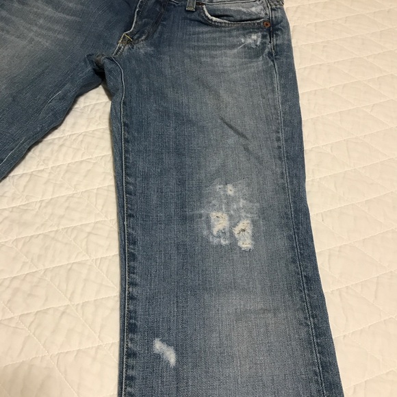 Gorgeous distressed jeans 👖 box 1 - Picture 3 of 8