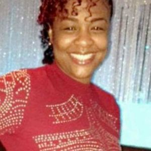 Meet your Posher, Pam