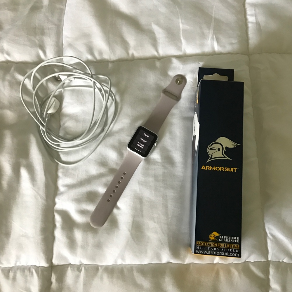 Apple Aluminum Sports Watch 38MM: 7000 Series