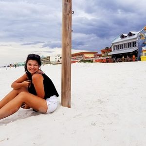 Meet your Posher, Heidi