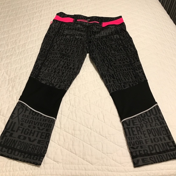 Gorgeous crop leggings box 1 - Picture 5 of 7