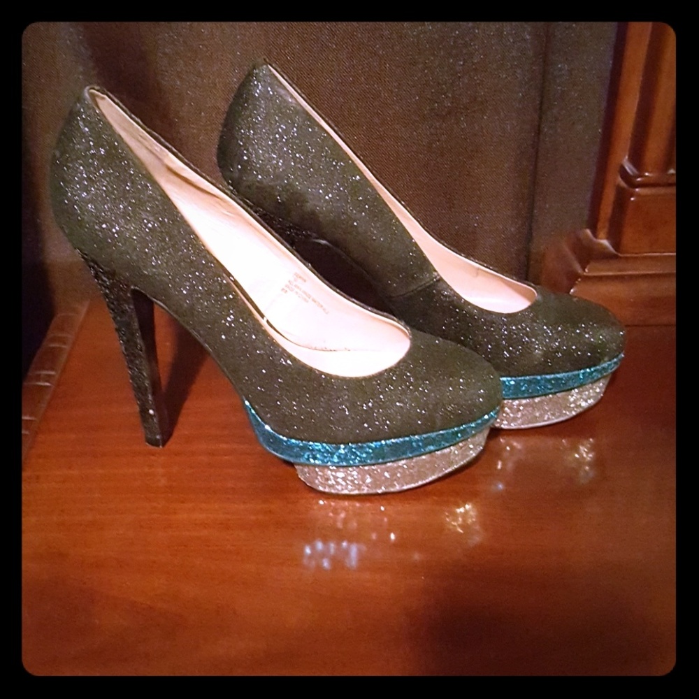 Betset Johnson heels
