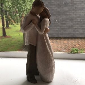Authentic Willow Tree Figurine 'Promise'