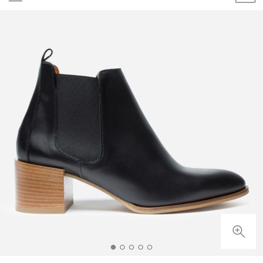 ISO-- everlane The Heel Boot black/natural 8.5