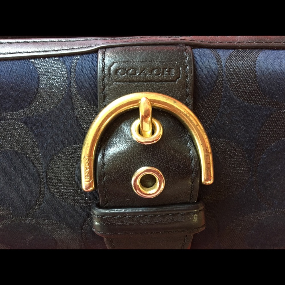 COACH women's large wallet