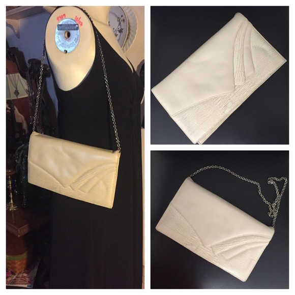 Vintage Cream Snakeskin Embossed Clutch Crossbody - Picture 3 of 8