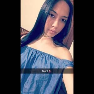 Meet your Posher, Stephany