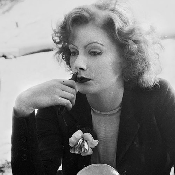 Meet your Posher, Sara - Picture 2 of 8