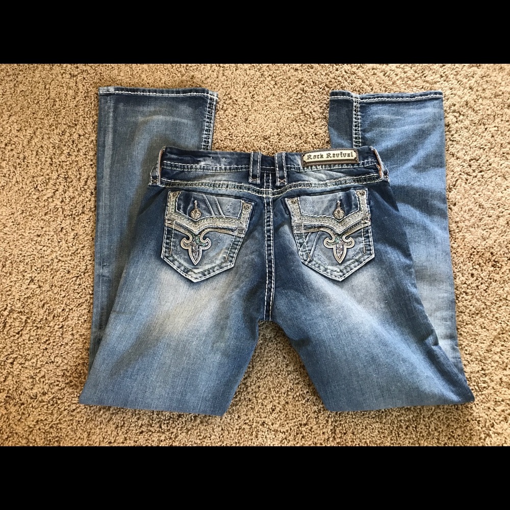 Rock revivals Sz 30 reserve for dancare