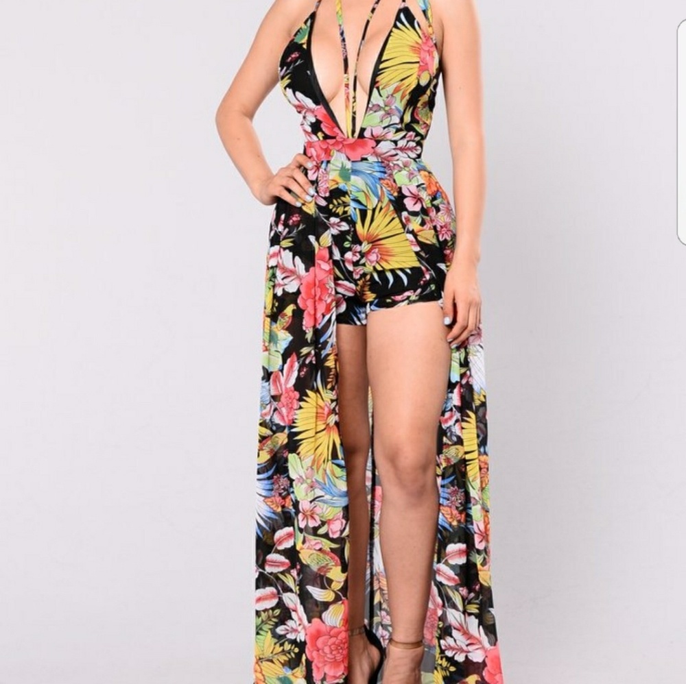 Fashion nova floral dress