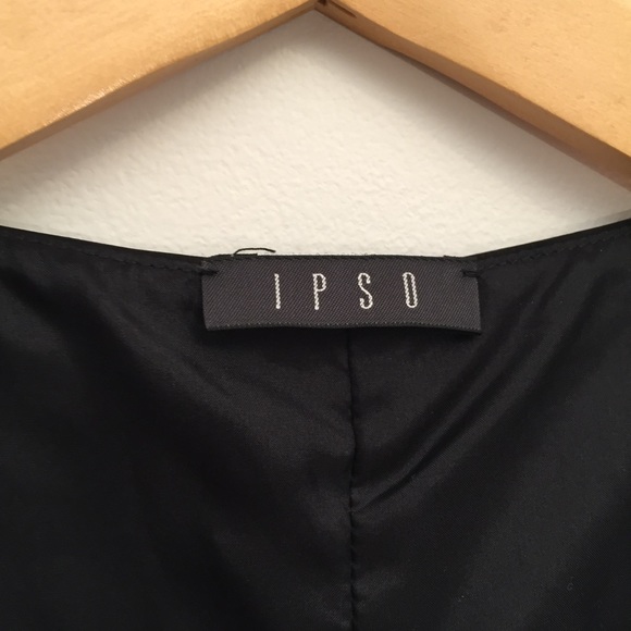 SOLD IPSO Suede Leather V Neck Sleeveless Top - Picture 5 of 9