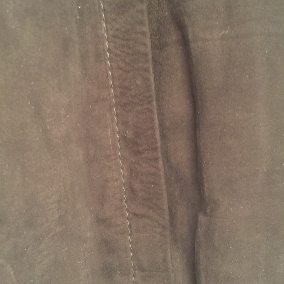 SOLD IPSO Suede Leather V Neck Sleeveless Top - Picture 9 of 9