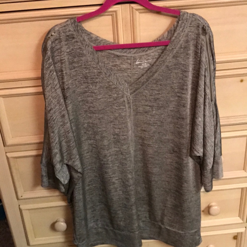 Lane Bryant batwing sleeve zipper top