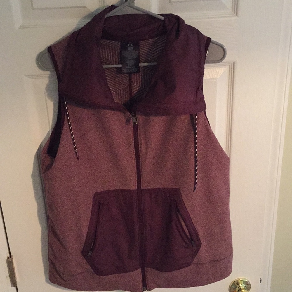 Beautiful UA vest