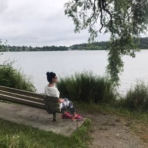 Meet your Posher, Nadia