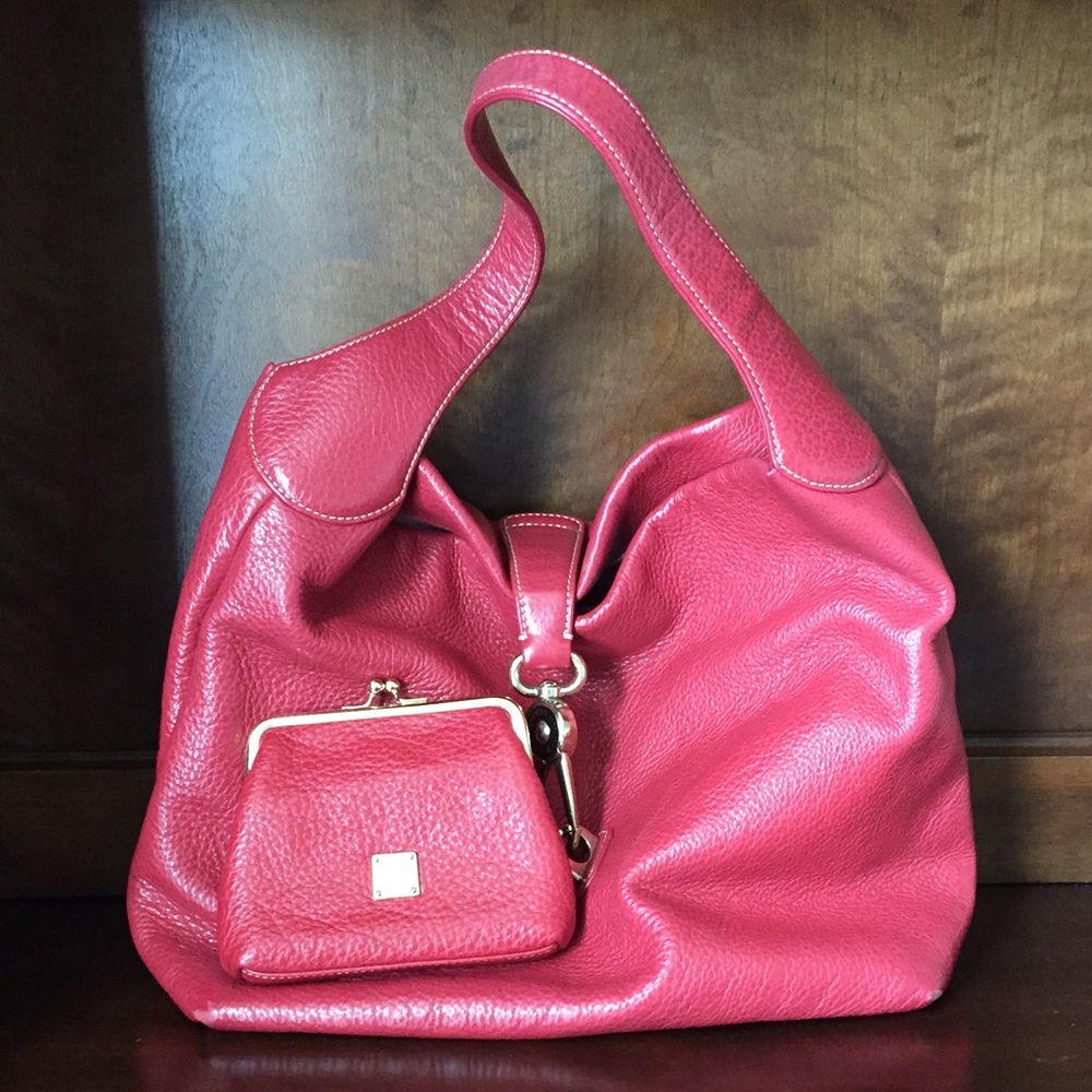 Dooney & Bourke logo lock hobo w/ coin purse