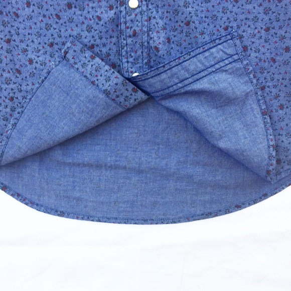 SOLD' SALT VALLEY | Chambray Floral Button Up - Picture 5 of 6