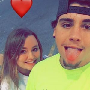 Meet your Posher, Casey