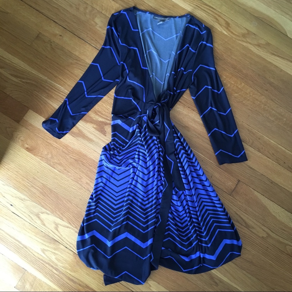 A Pea In The Pod Maternity wrap dress