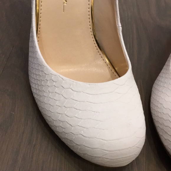 Jessica Simpson pumps - Picture 2 of 4