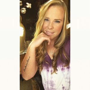 Meet your Posher, Danielle