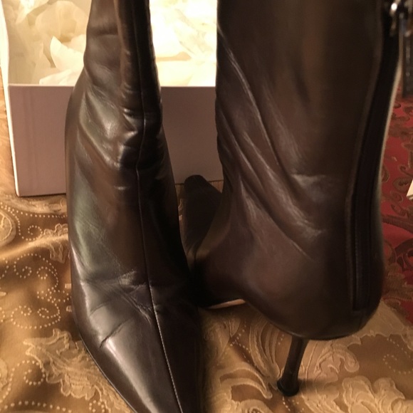 Monolo Blahnik boots - Picture 7 of 8