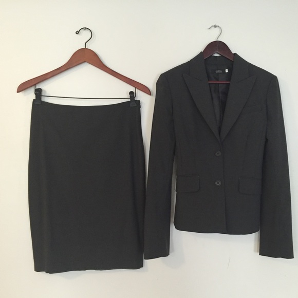 Pencil Skirt IT40 - Picture 3 of 7