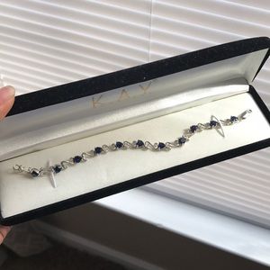 KAY JEWELERS SAPPHIRE  HEART BRACELET