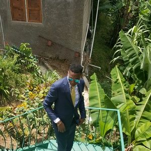 Meet your Posher, Antonio