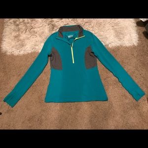 1/4 zip running jacket