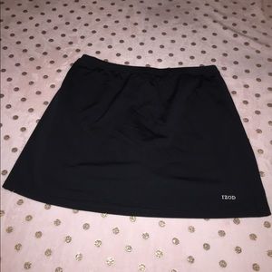 Black Izod tennis skort
