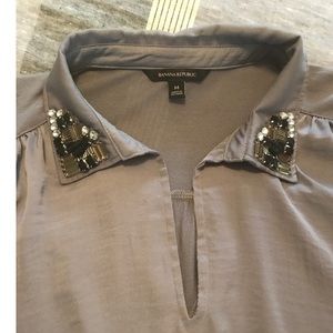 Beautiful Banana Republic top